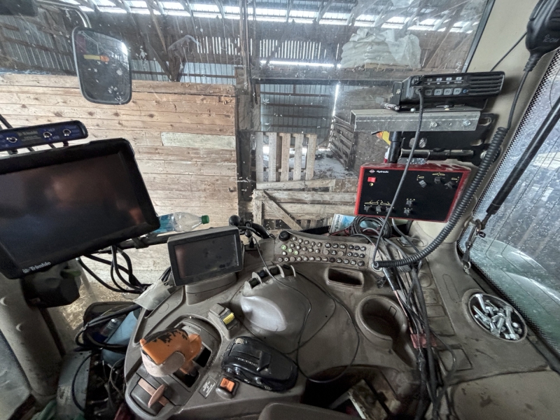 2013 JOHN DEERE 6210R TRACTOR