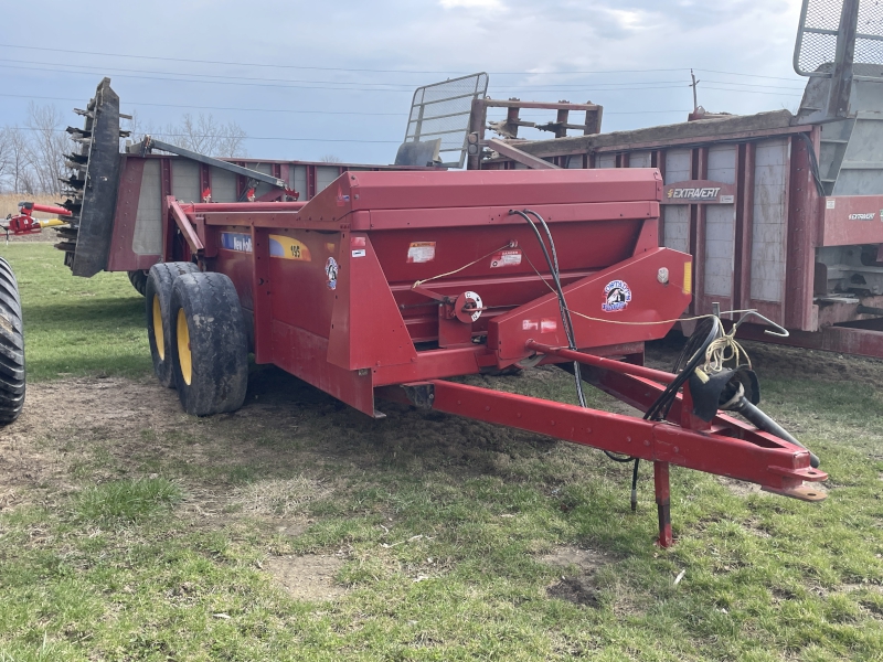 2010 NEW HOLLAND 195 MANURE SPREADER
