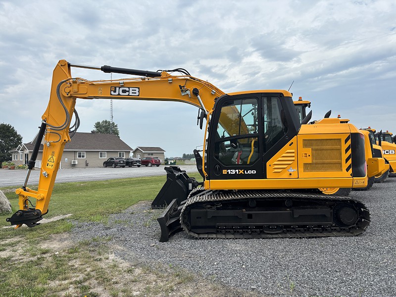2026 JCB 131X LC TRACKED EXCAVATOR WITH DOZER
