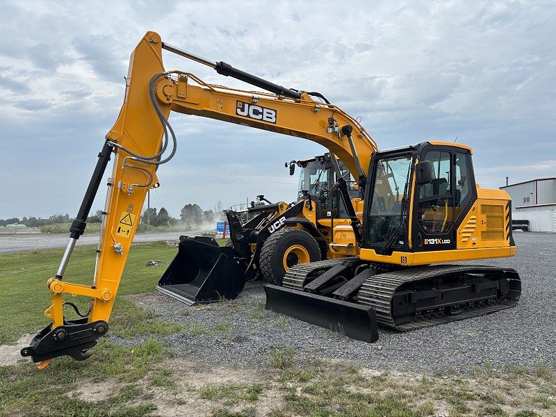 2026 JCB 131X LC TRACKED EXCAVATOR WITH DOZER