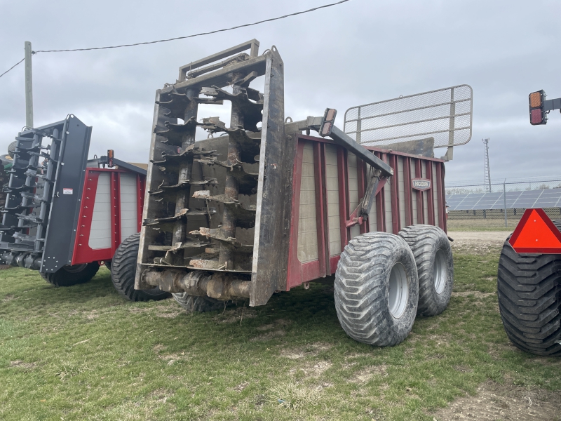 2023 HAGEDORN 5440 MANURE SPREADER