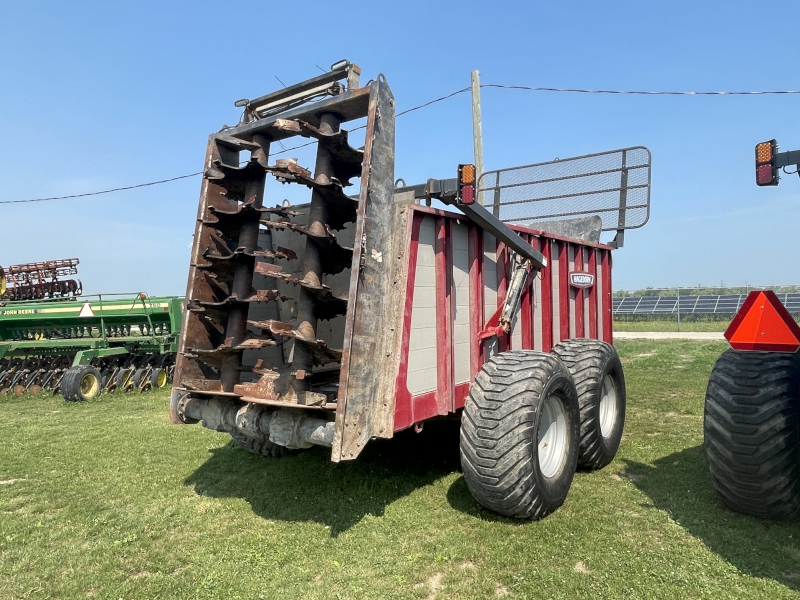 2023 HAGEDORN 5440 MANURE SPREADER