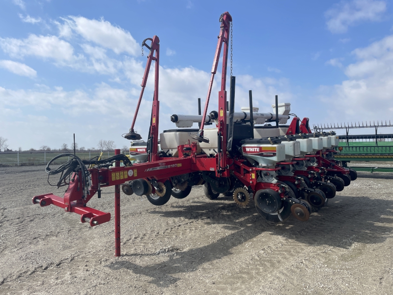 2013 WHITE 8180 12 ROW PLANTER