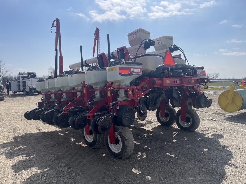 2013 WHITE 8180 12 ROW PLANTER