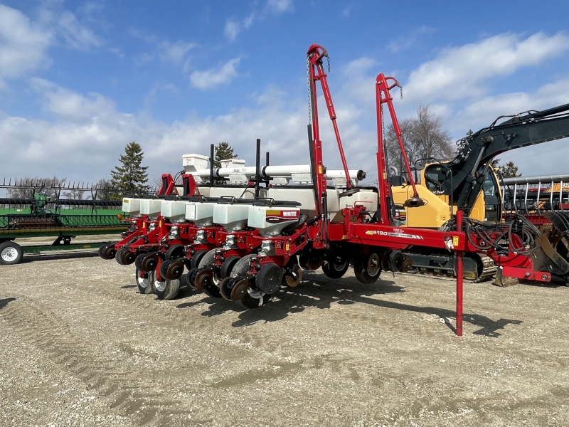 2013 WHITE 8180 12 ROW PLANTER