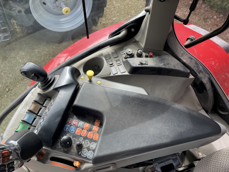 2022 CASE IH MAXXUM 125 TRACTOR WITH LOADER