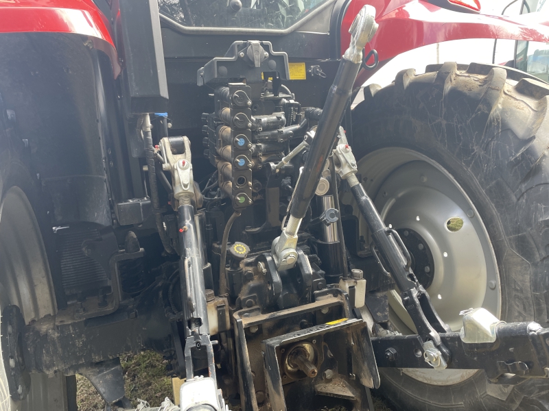 2022 CASE IH MAXXUM 125 TRACTOR WITH LOADER