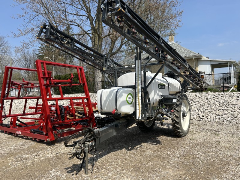2015 MS GREGSON N1000 PULL TYPE SPRAYER