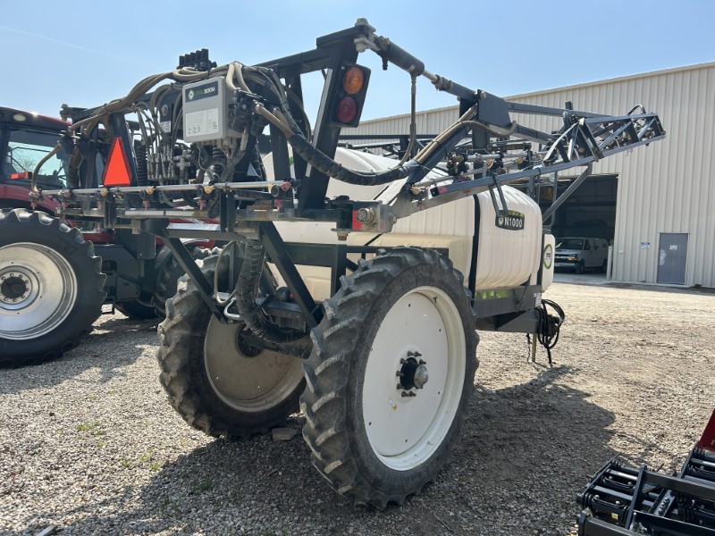 2015 MS GREGSON N1000 PULL TYPE SPRAYER
