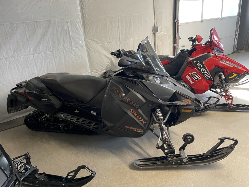 Snowmobiles  2018 ARCTIC CAT THUNDERCAT 9000 TURBO SNOWMOBILE Photo