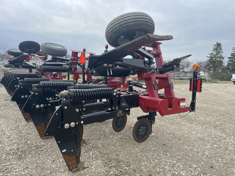 2025 UNVERFERTH 122 7 SHANK ZONE-BUILDER SUBSOILER DEEP TILLAGE