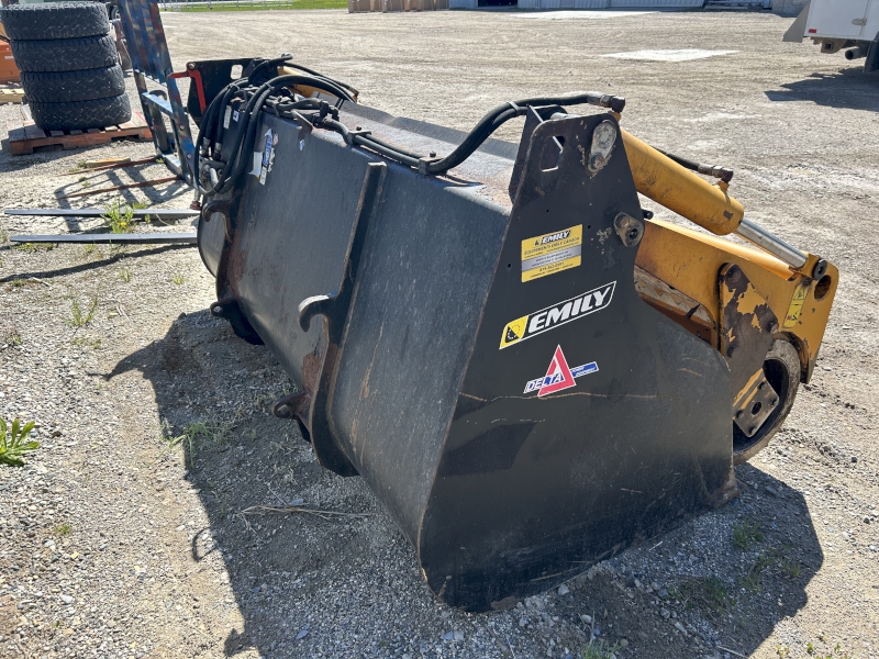 2018 EMILY ACHGRM210 SCIE'REX BUCKET WITH SILAGE CUTTER
