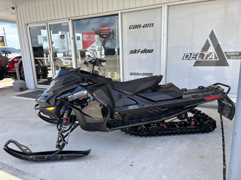 2023 SKI-DOO RENEGADE X-RS 850 ETEC SNOWMOBILE WITH SMART-SHOX
