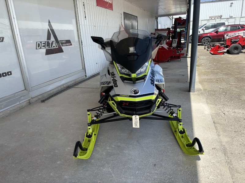 Snowmobiles  2018 SKI-DOO RENEGADE X-RS 850 E-TEC SNOWMOBILE Photo