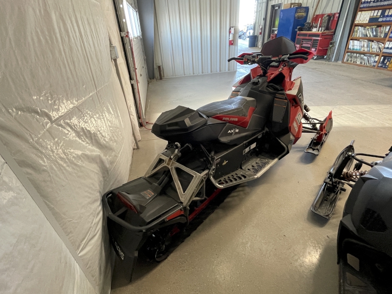 Snowmobiles  2016 POLARIS 800 SWITCHBACK PRO-S SNOWMOBILE Photo