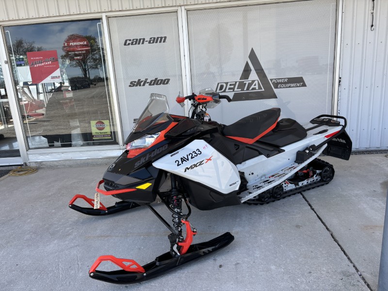 Snowmobiles  2022 SKI-DOO MXZ X 850 E-TEC SNOWMOBILE Photo