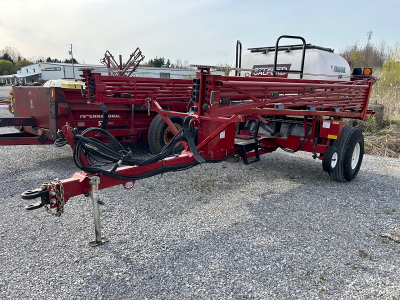 2022 SALFORD VALMAR 246 AIR BOOM DRY FERTILIZER APPLICATOR