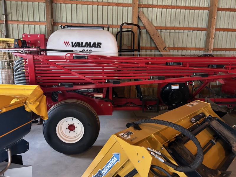 2022 SALFORD VALMAR 246 AIR BOOM DRY FERTILIZER APPLICATOR