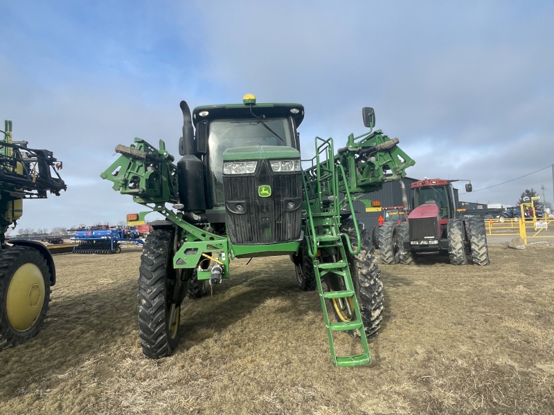 2017 JOHN DEERE 4038R SELF-PROPELLED SPRAYER