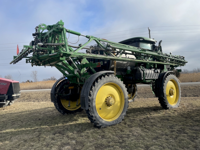2017 JOHN DEERE 4038R SELF-PROPELLED SPRAYER