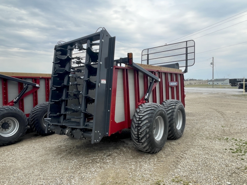 2026 HAGEDORN 5440 MANURE SPREADER