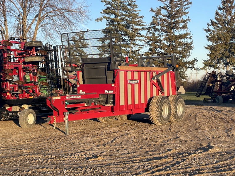 2026 HAGEDORN 5440 MANURE SPREADER