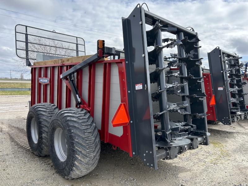 2026 HAGEDORN 5440 MANURE SPREADER