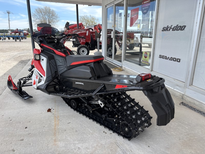 Snowmobiles  2023 POLARIS 650 INDY ADVENTURE 137 SNOWMOBILE Photo