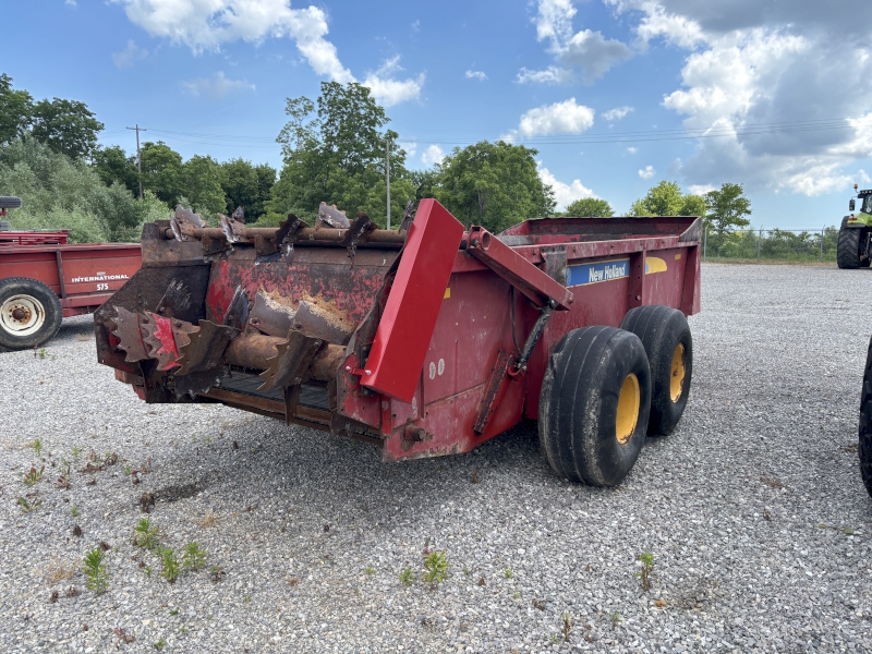 2012 NEW HOLLAND 195 MANURE SPREADER