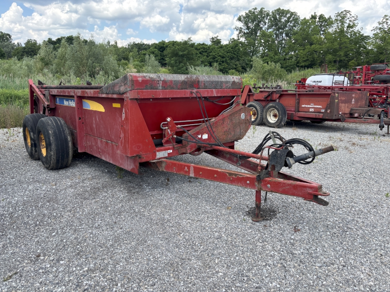 2012 NEW HOLLAND 195 MANURE SPREADER