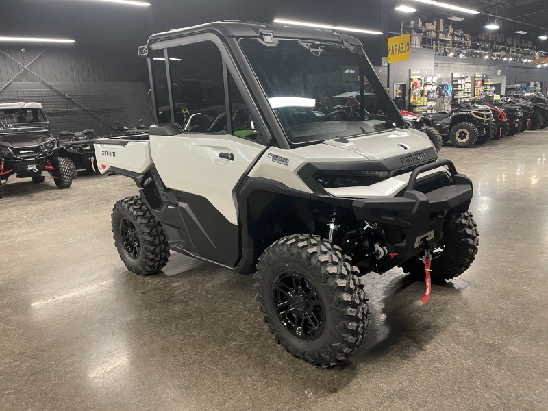 2026 CAN-AM DEFENDER LIMITED HD11 SIDE BY SIDE