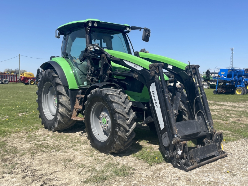 2018 DUETZ-FAHR 5130 TRACTOR WITH LOADER