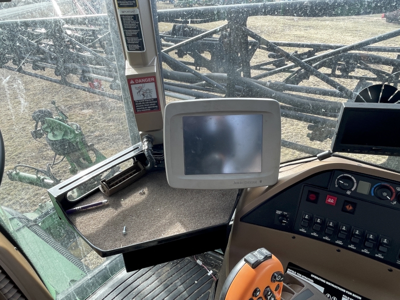 2008 JOHN DEERE 4830 SELF PROPELLED SPRAYER