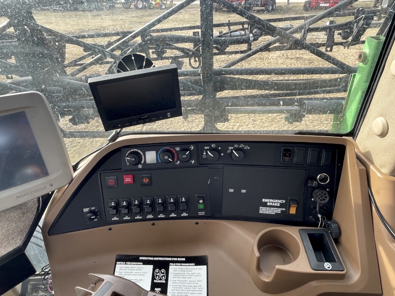 2008 JOHN DEERE 4830 SELF PROPELLED SPRAYER