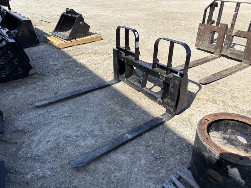 2026 HORST 4200 POUND PALLET FORK