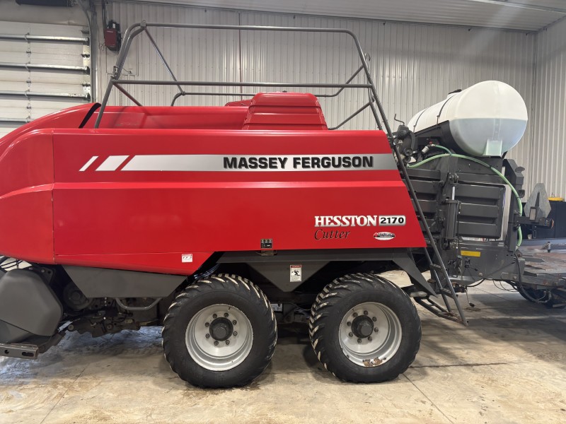 2011 MASSEY FERGUSON 2170 BIG SQUARE BALER