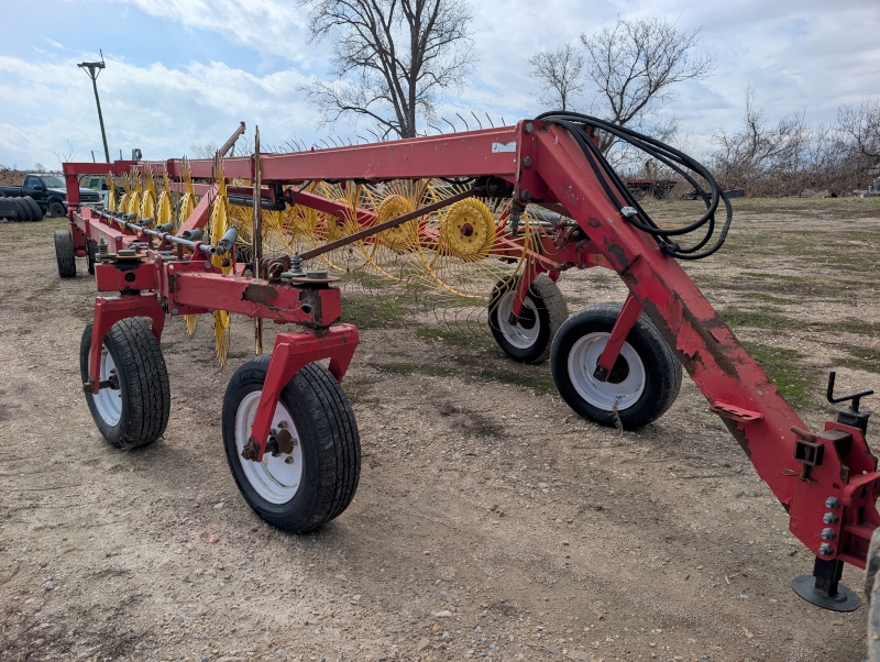 2010 FARM KING RFKS16 WHEEL RAKE