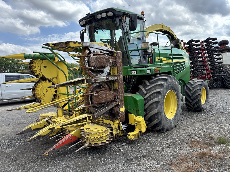 2008 JOHN DEERE 7350 FORAGE HARVESTER WITH HEADS