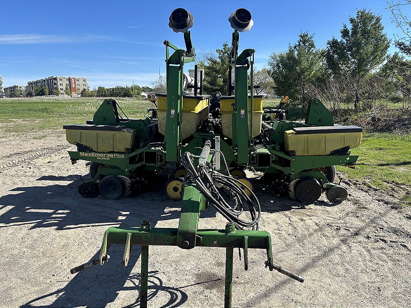 1996 JOHN DEERE 1770 CONSERVATION PLANTER