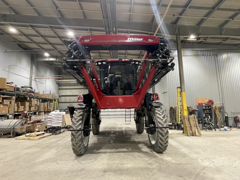 2022 MILLER NITRO 7310 SELF PROPELLED SPRAYER