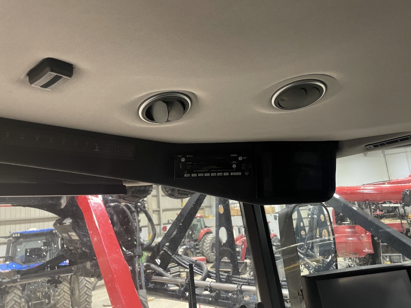 2022 MILLER NITRO 7310 SELF PROPELLED SPRAYER