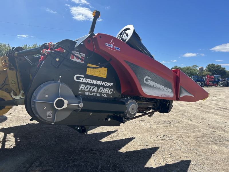 2018 GERINGHOFF RD830B CORN HEAD