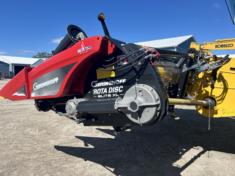 2018 GERINGHOFF RD830B CORN HEAD