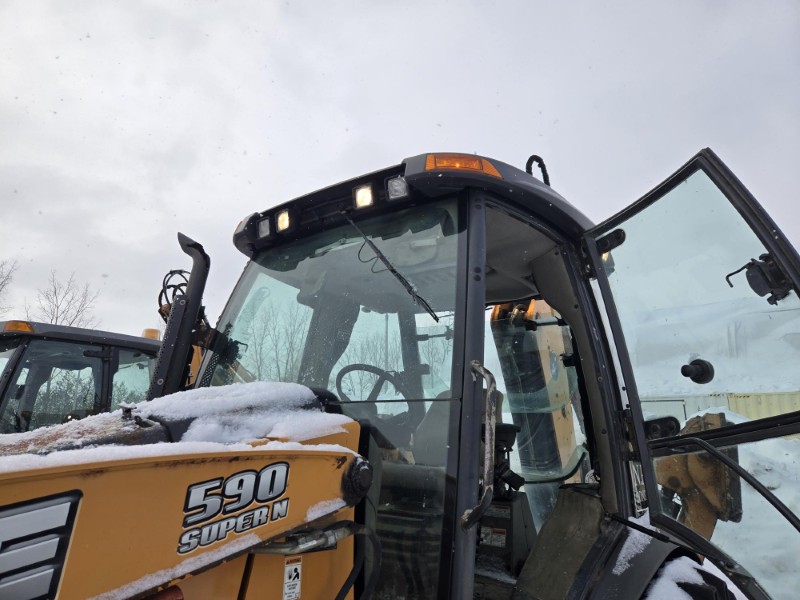 2015 CASE 590SN (SUPER N) TRACTOR LOADER BACKHOE