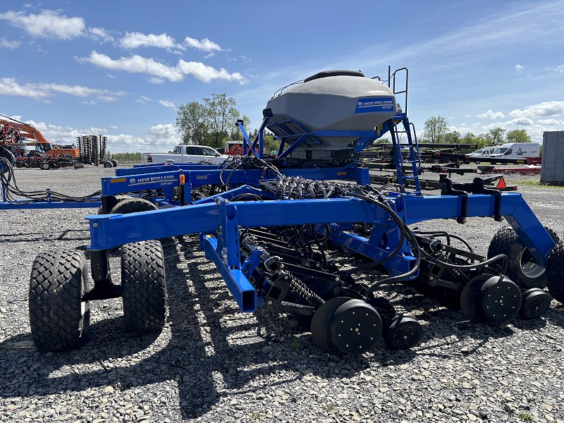 2024 NEW HOLLAND P2185 40 FOOT AIR DRILL