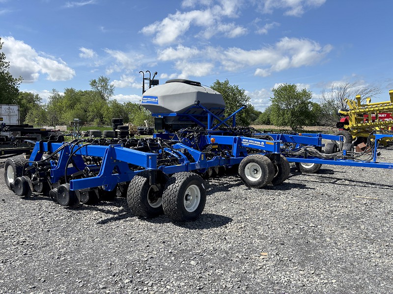 2024 NEW HOLLAND P2185 40 FOOT AIR DRILL