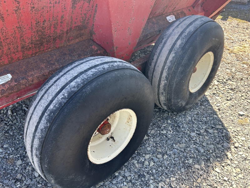 2007 H&S 2606 MANURE SPREADER