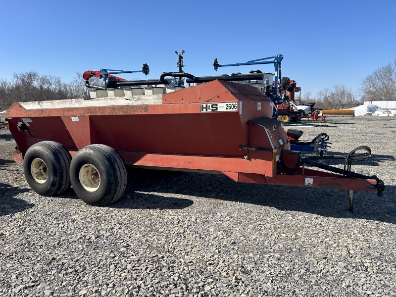 2007 H&S 2606 MANURE SPREADER