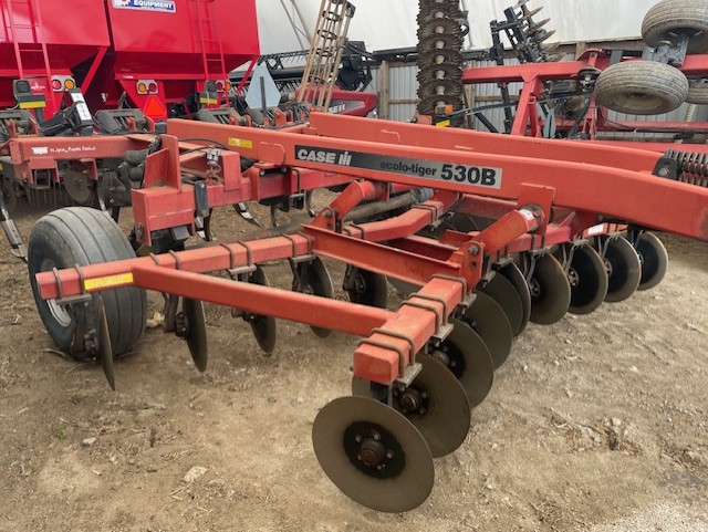 2001 CASE IH 530B DISC RIPPER
