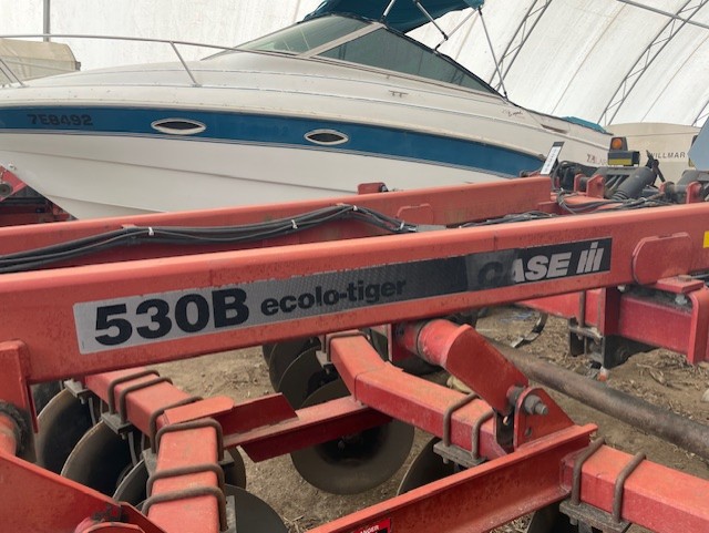2001 CASE IH 530B DISC RIPPER